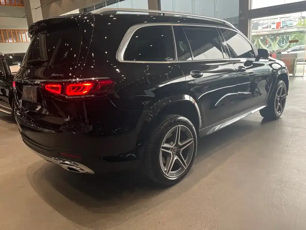 Mercedes-Benz GLS — фото 3