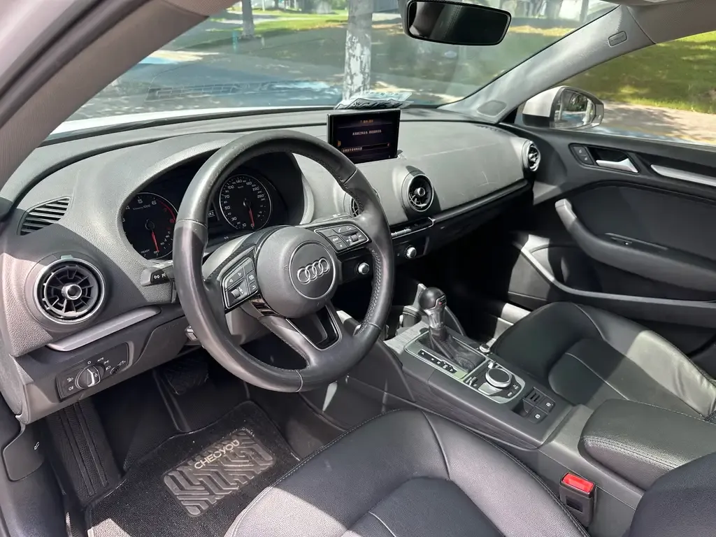 Audi A3 — фото 9