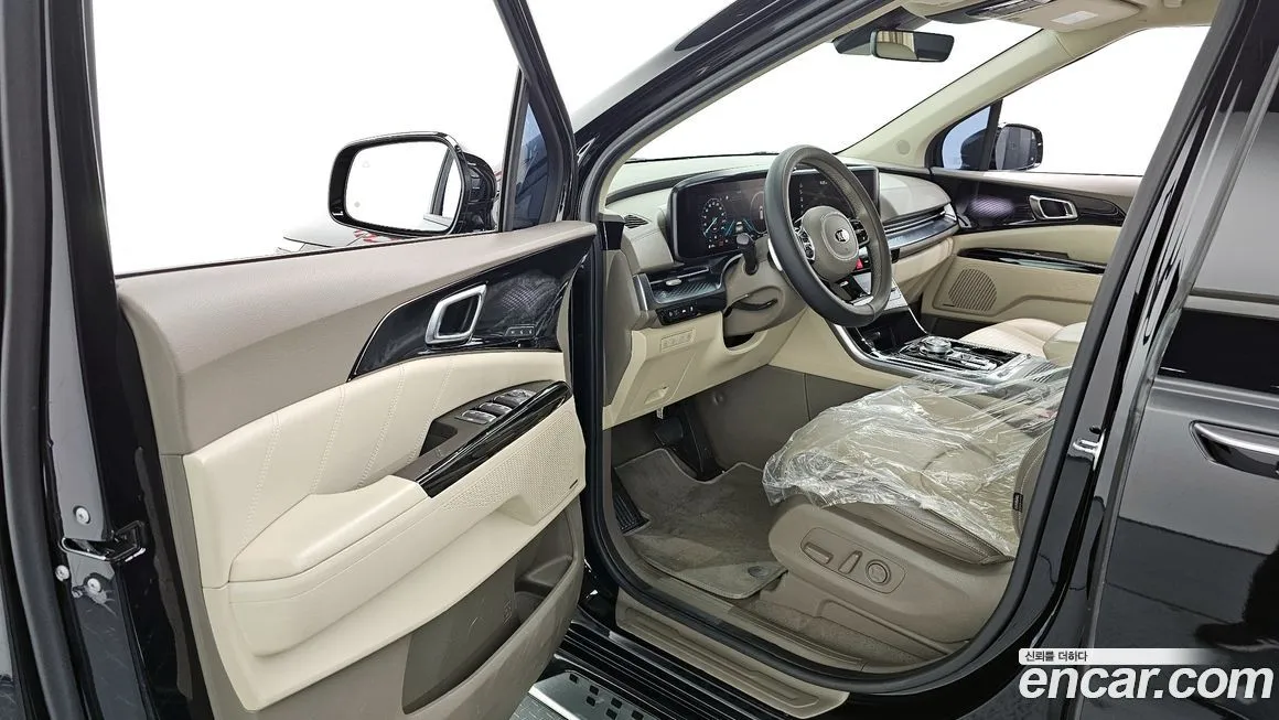 Kia Carnival — фото 10