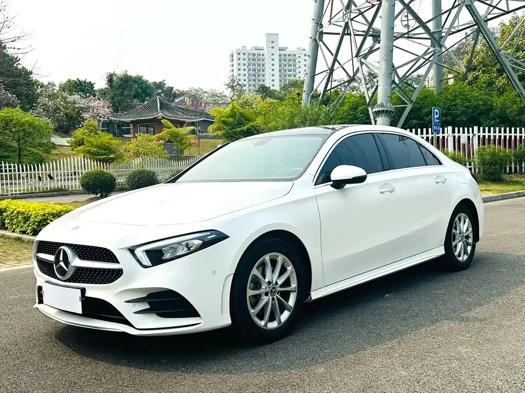 Mercedes-Benz A-Class — фото 1