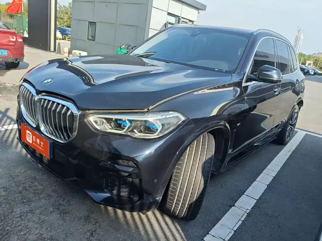BMW X5 (Import) — фото 1