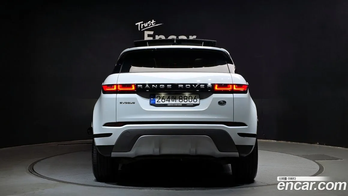 Land Rover Range Rover Evoque — фото 4