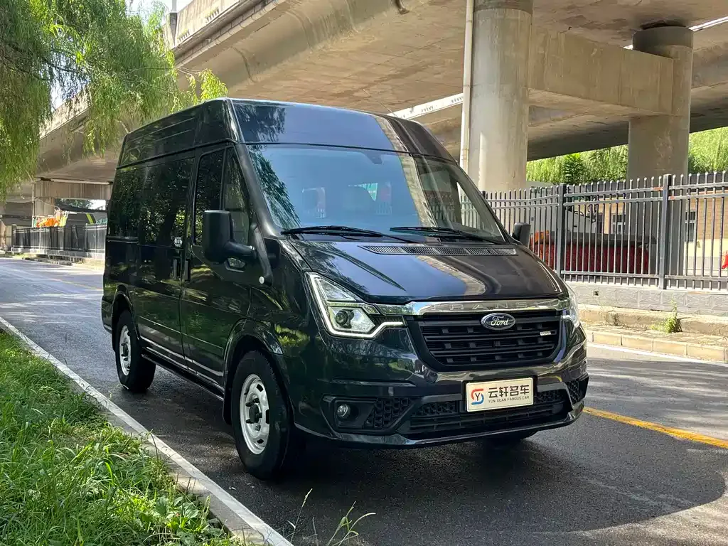 Ford Transit Custom — фото 3