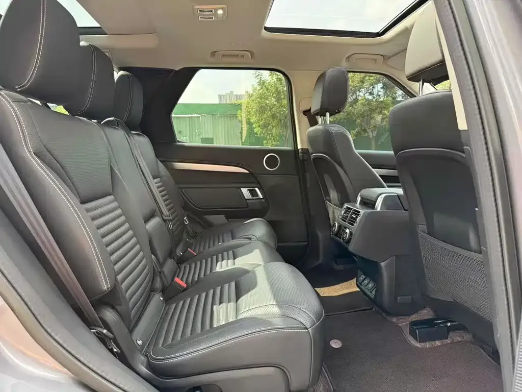 Land Rover Discovery — фото 10