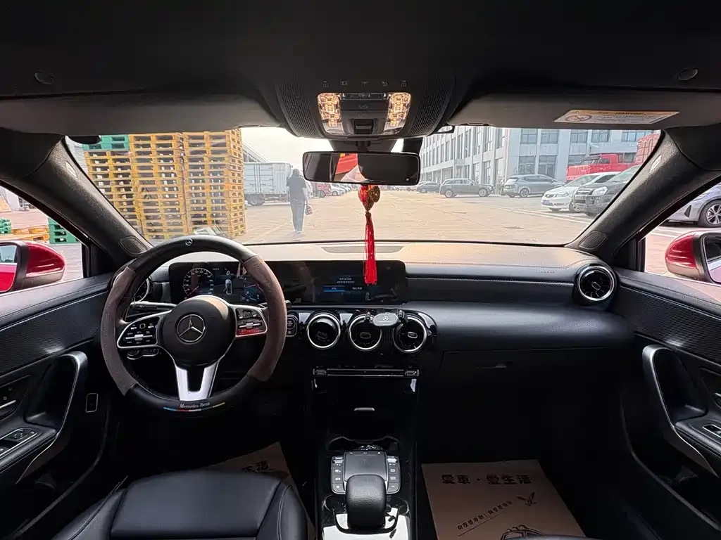 Mercedes-Benz A-Class — фото 10