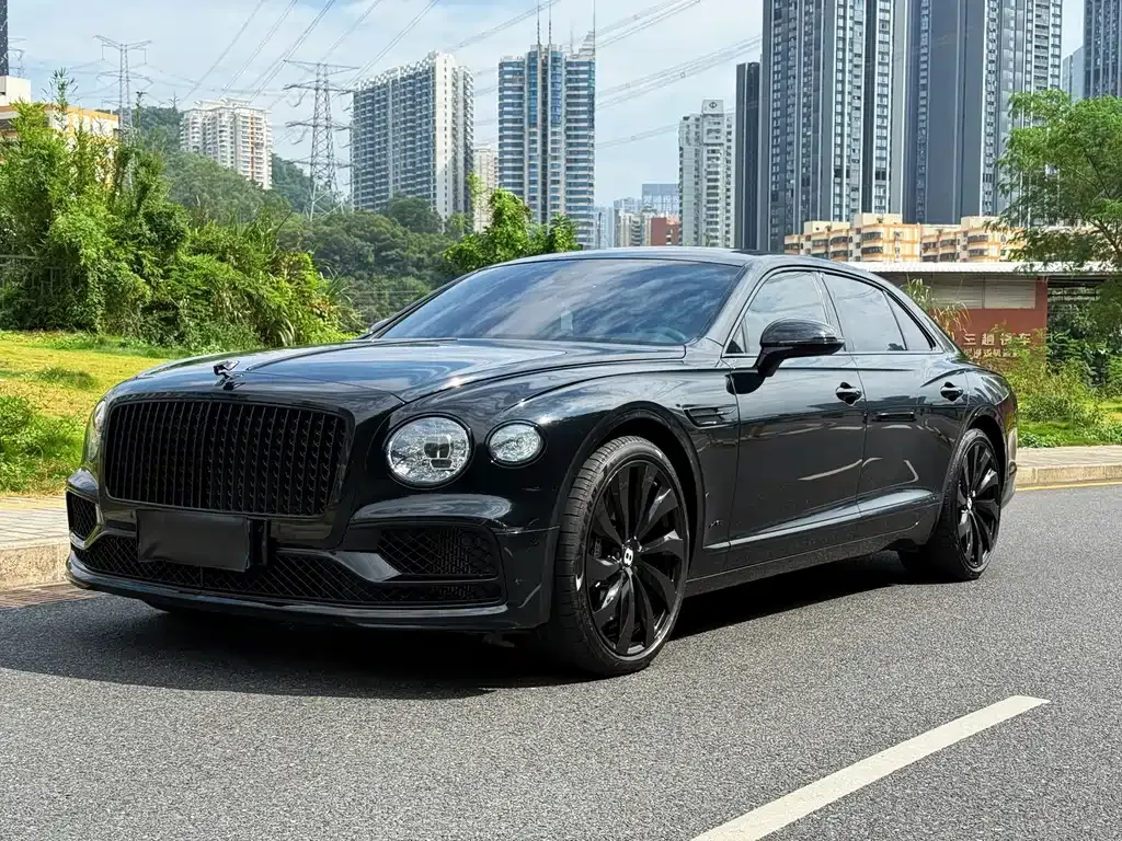 Bentley Flying Spur — фото 2