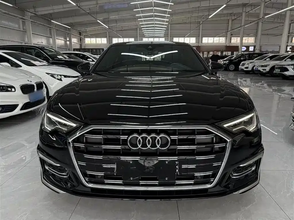 Audi A6L — фото 5