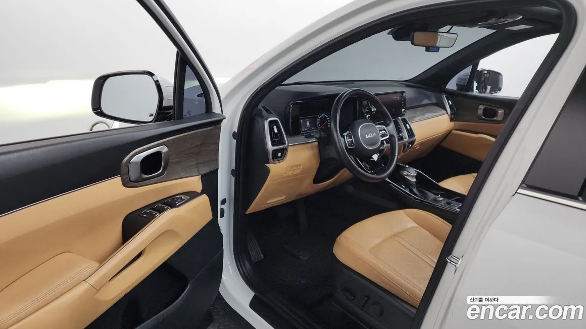 Kia Sorento — фото 10