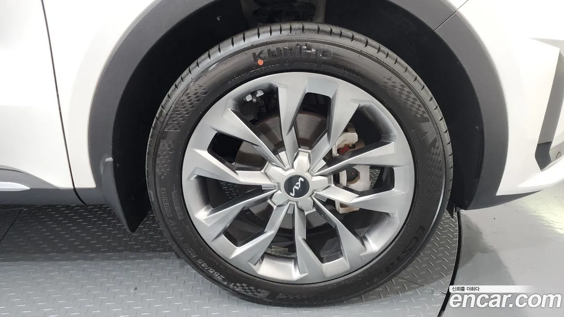 Kia Sorento — фото 5