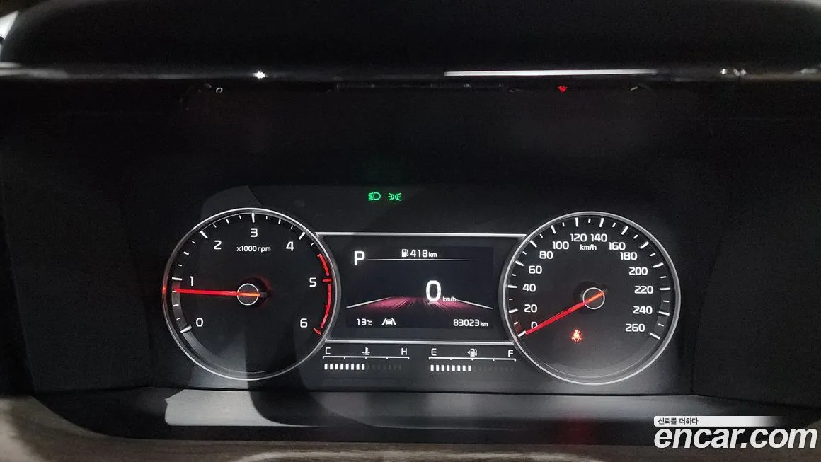Kia Sorento — фото 8
