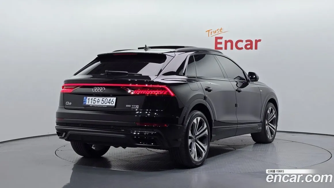 Audi Q8 — фото 2