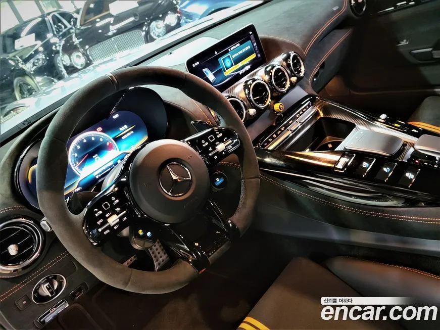 Mercedes-Benz AMG GT — фото 6