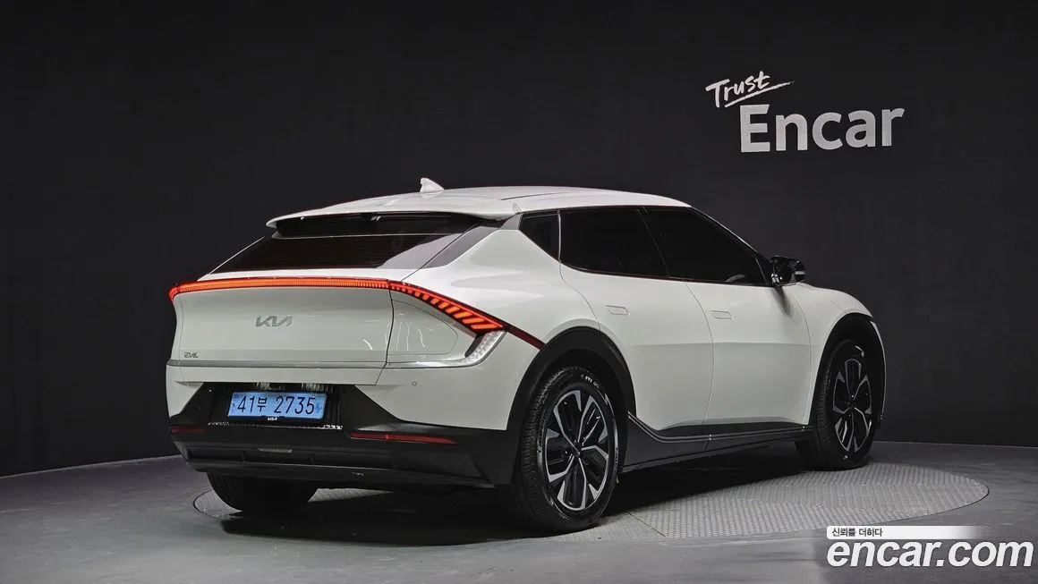 Kia EV6 — фото 2