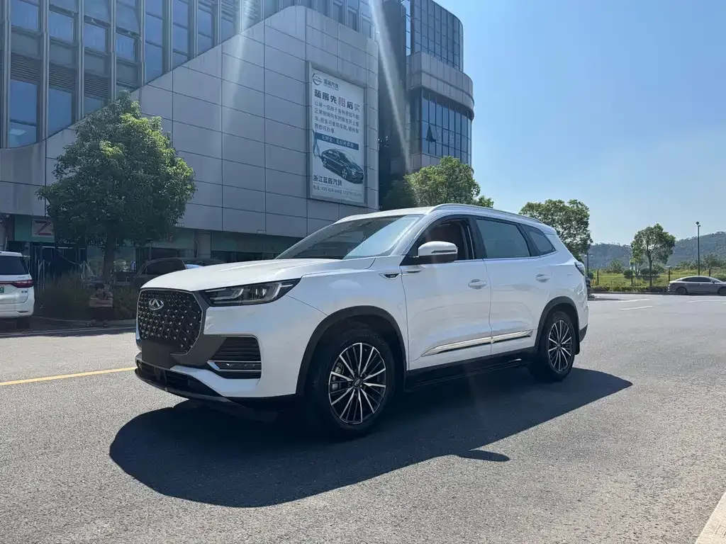 Chery Tiggo 8 PLUS — фото 1