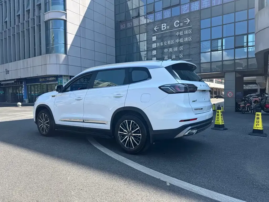Chery Tiggo 8 PLUS — фото 7