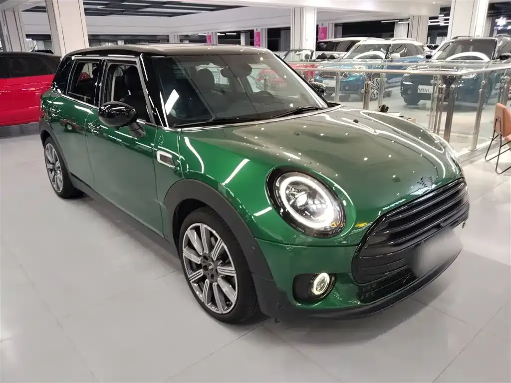 MINI Clubman — фото 4