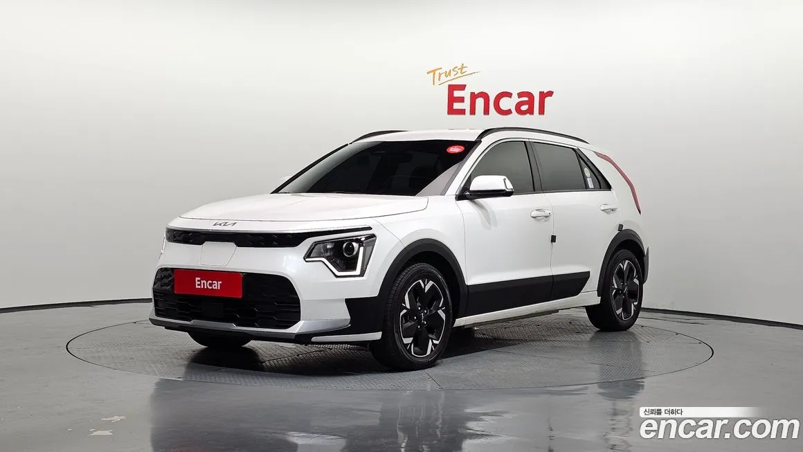 Kia Niro — фото 1