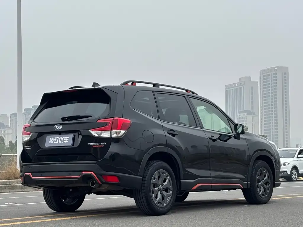 Subaru Forester — фото 6