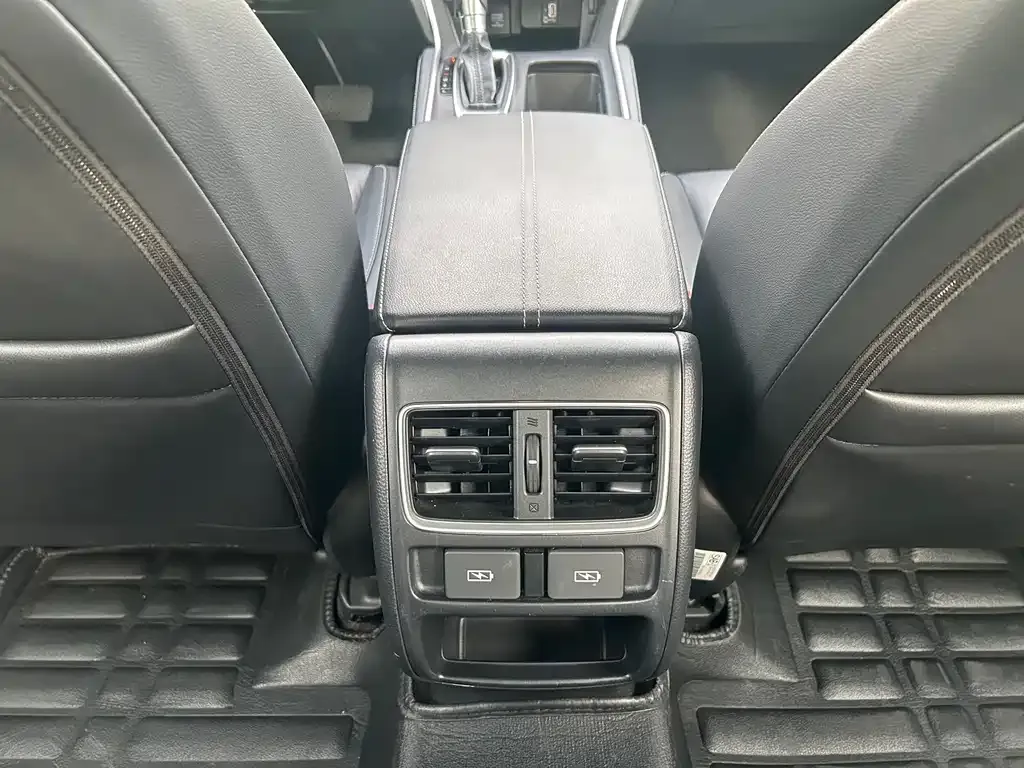 Honda Inspire — фото 10