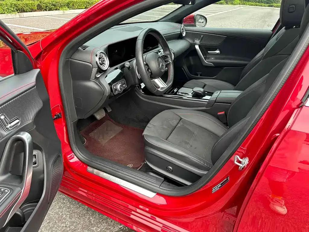 Mercedes-Benz A-Class — фото 10