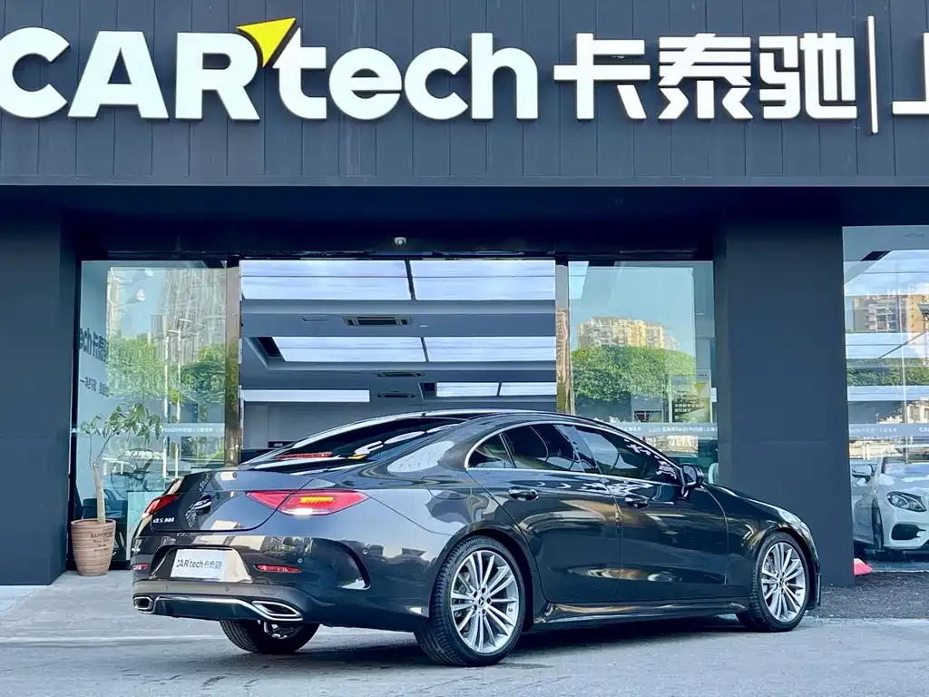 Mercedes-Benz CLS — фото 4