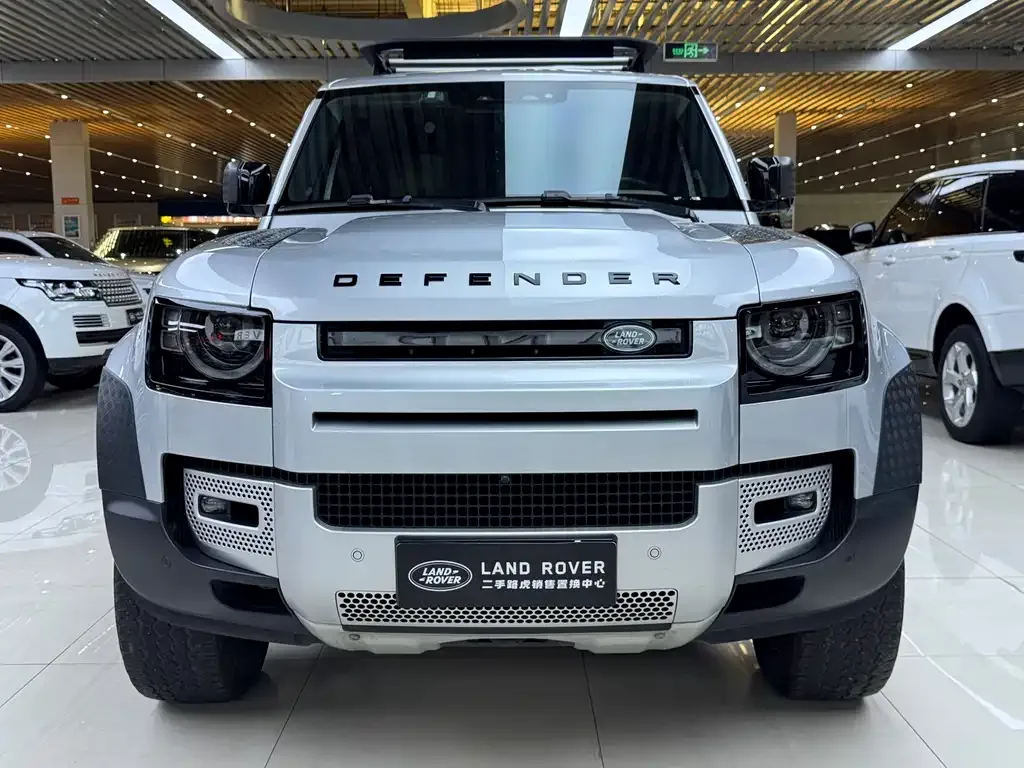 Land Rover Defender — фото 2
