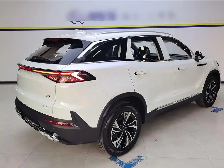 BAIC X7 — фото 6
