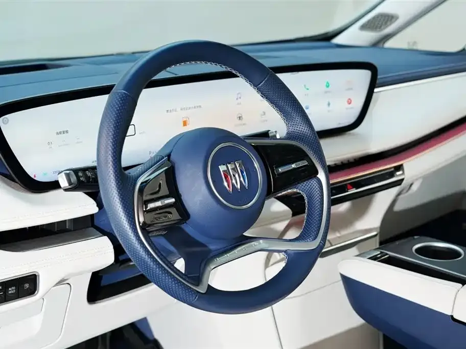 Buick GL8 Hybrid — фото 6