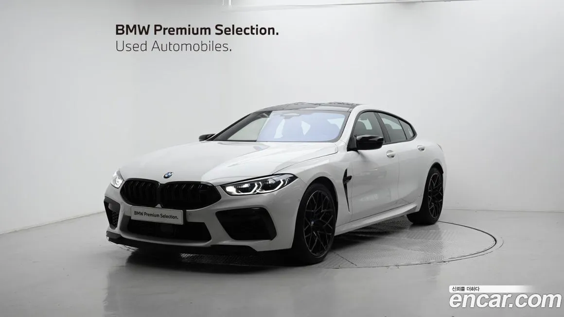 BMW M8 — фото 1