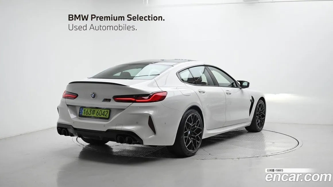 BMW M8 — фото 2