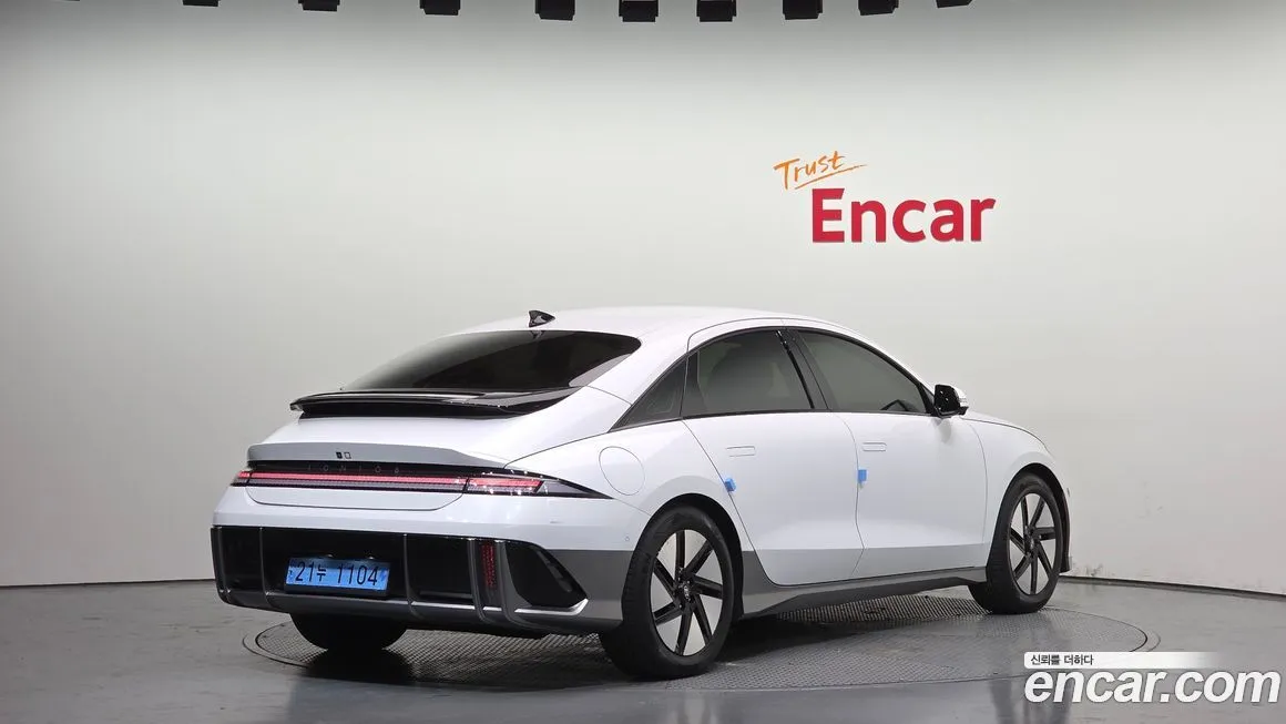 Hyundai Ioniq6 — фото 2