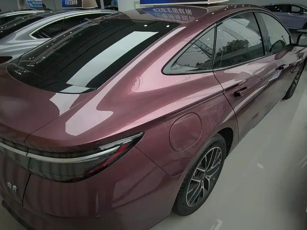 BYD Seal — фото 7
