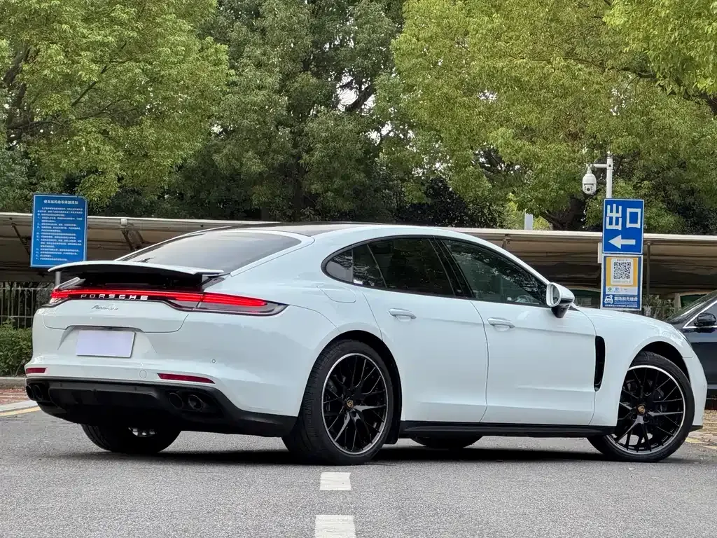 Porsche Panamera — фото 3
