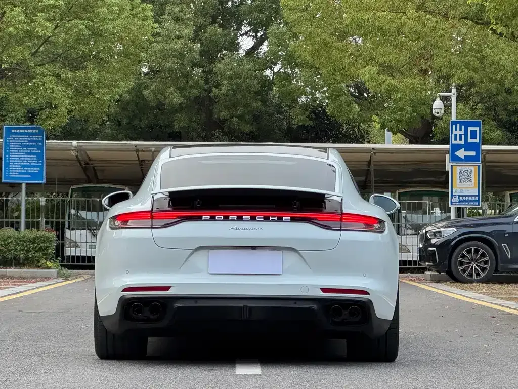 Porsche Panamera — фото 4