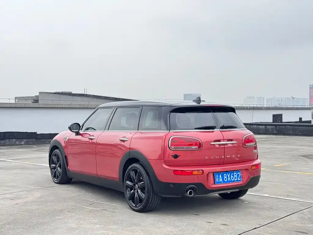 MINI Clubman — фото 4