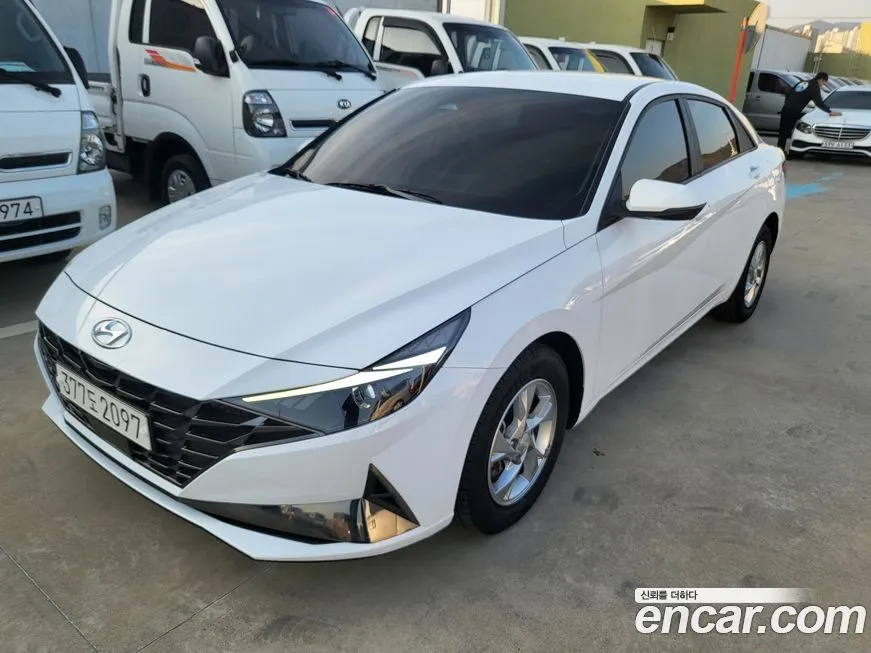 Hyundai AVANTE — фото 2