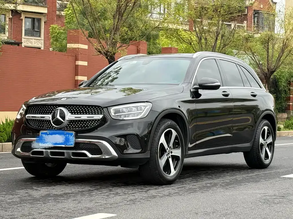 Mercedes-Benz GLC — фото 1