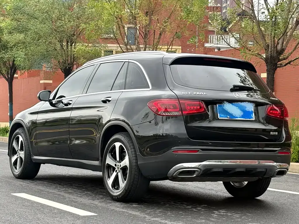 Mercedes-Benz GLC — фото 10