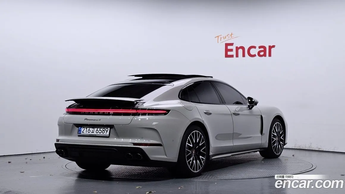 Porsche Panamera — фото 2