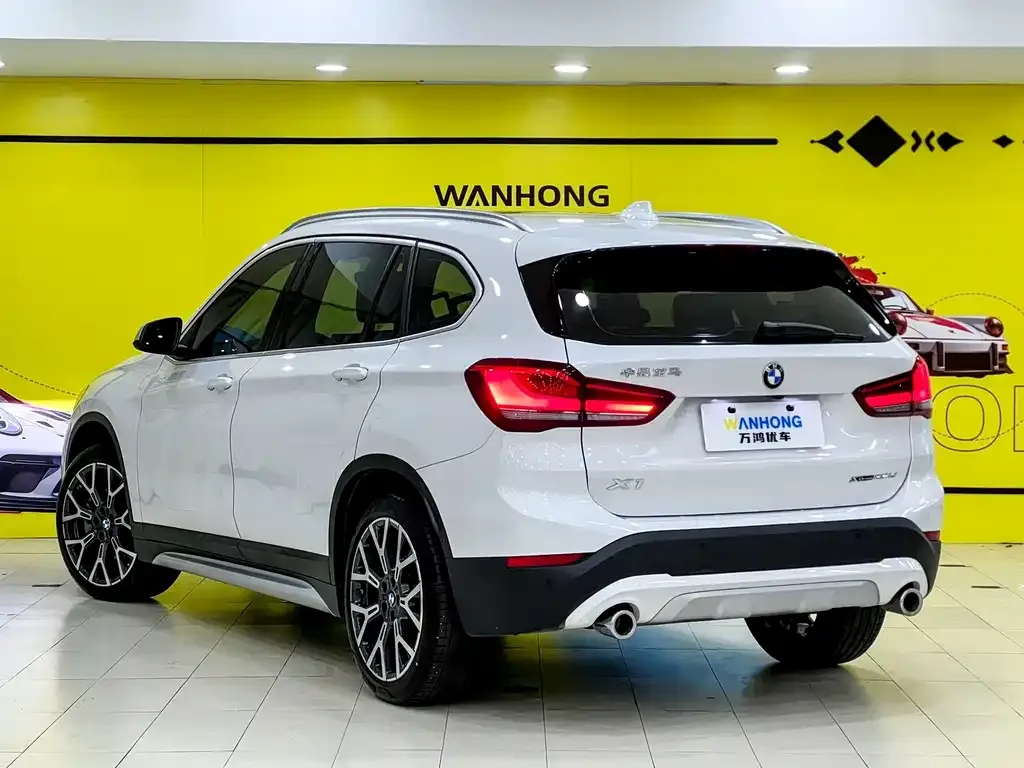 BMW X1 — фото 9