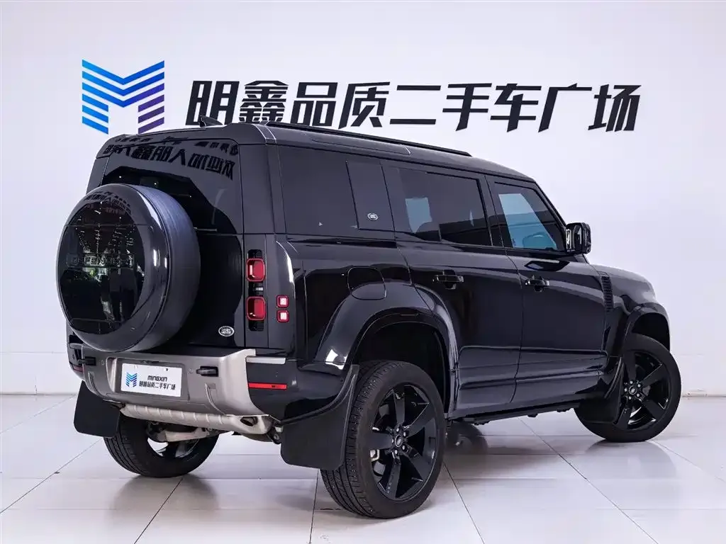 Land Rover Defender — фото 7