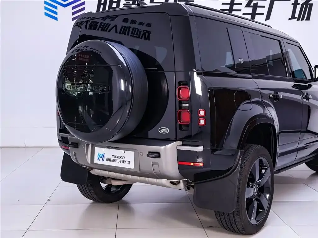 Land Rover Defender — фото 8