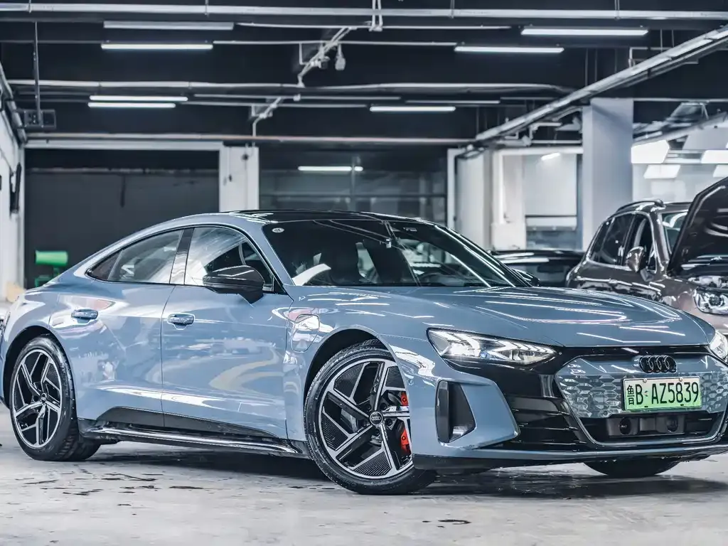 Audi RS e-tron GT — фото 2