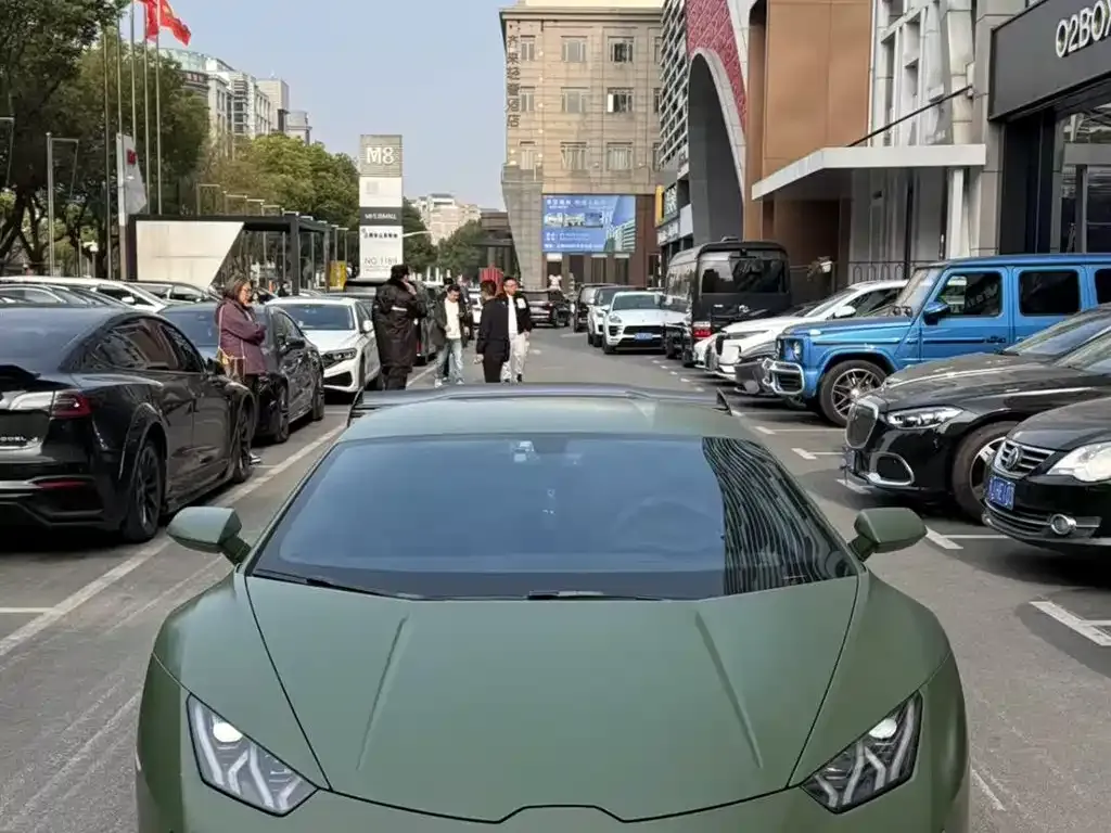 Lamborghini Huracan — фото 2