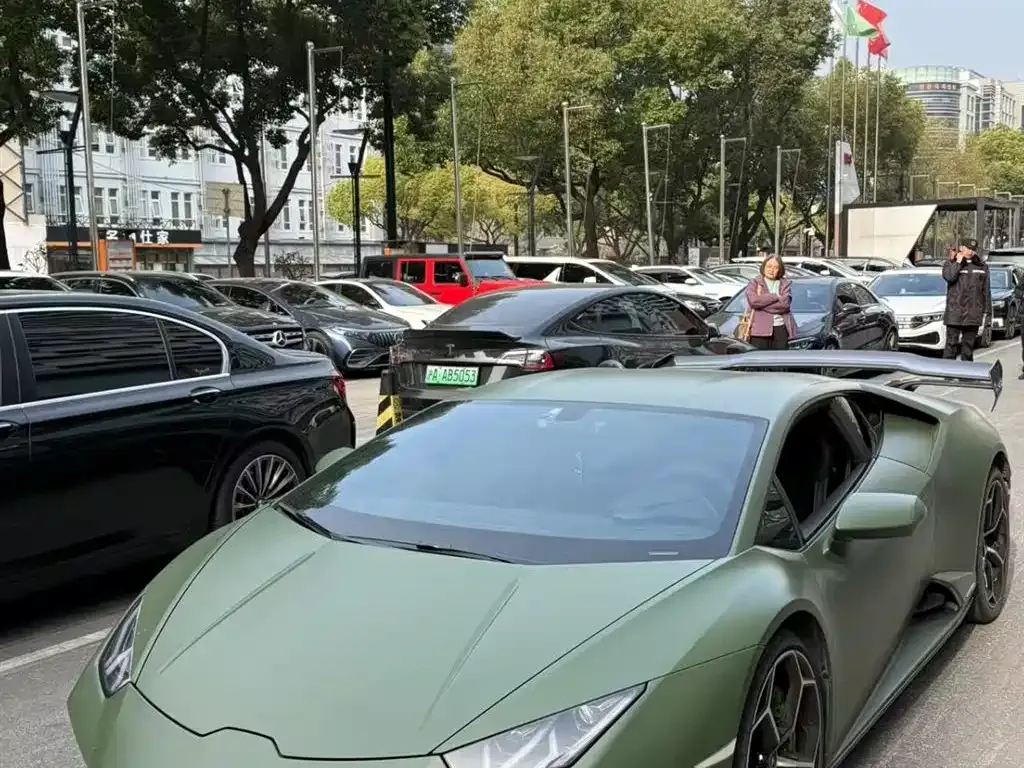 Lamborghini Huracan — фото 3