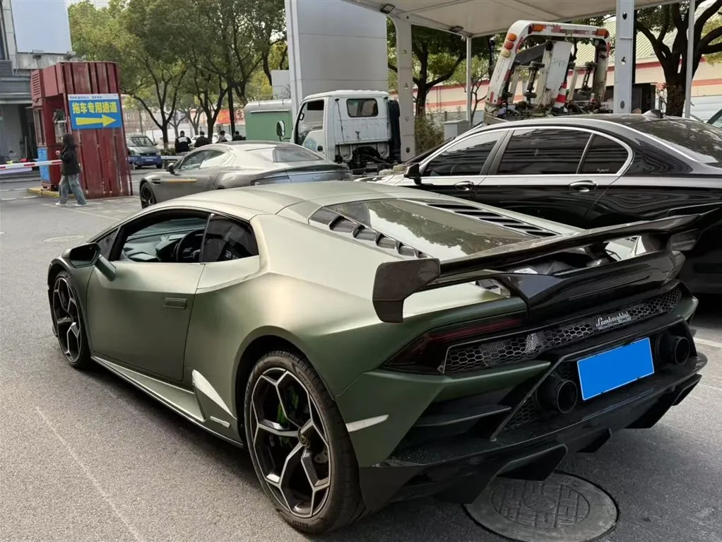 Lamborghini Huracan — фото 6