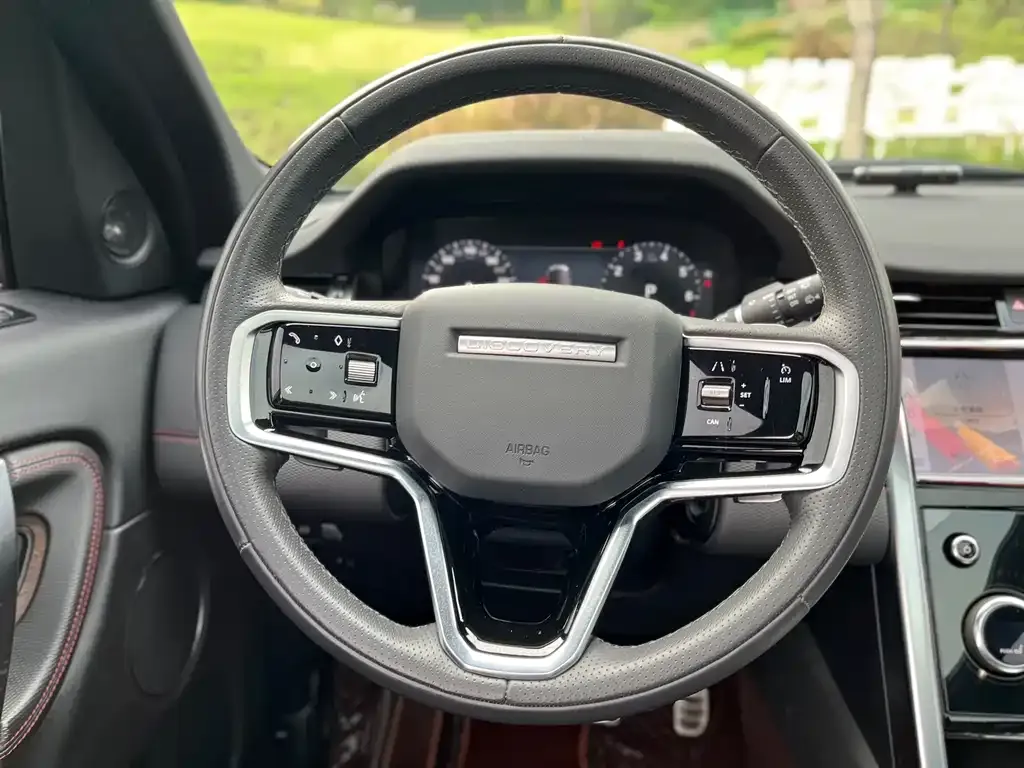 Land Rover Discovery Sport — фото 9