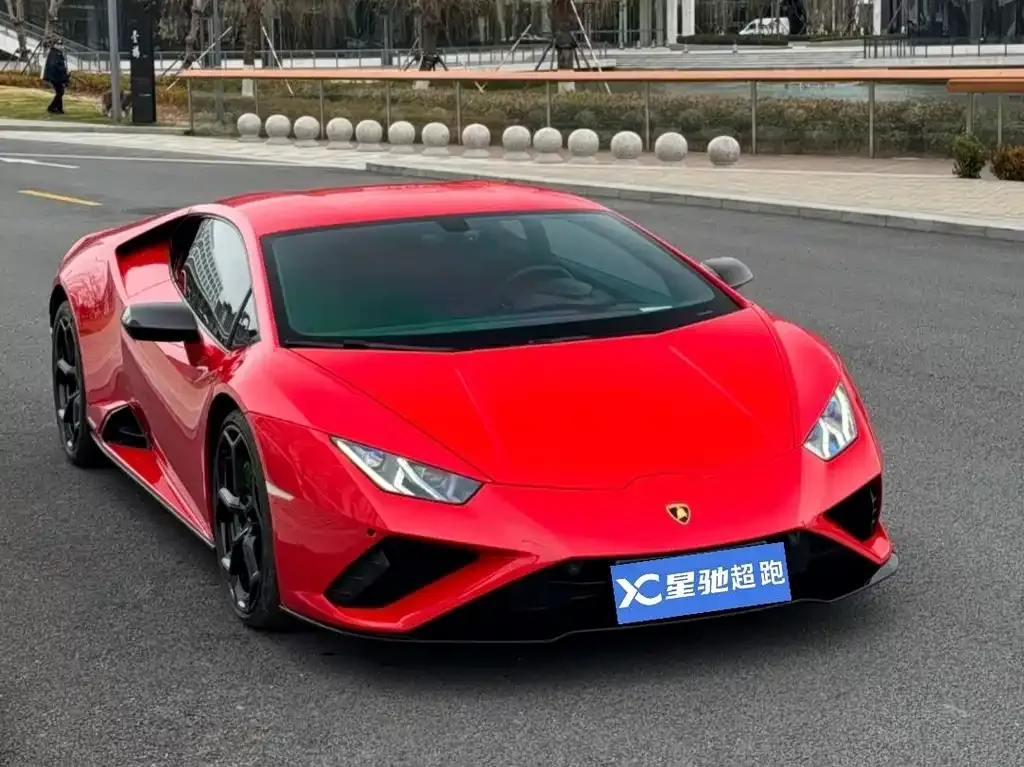 Lamborghini Huracan — фото 1