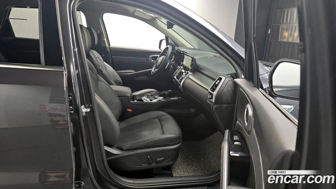 Kia Sorento — фото 10