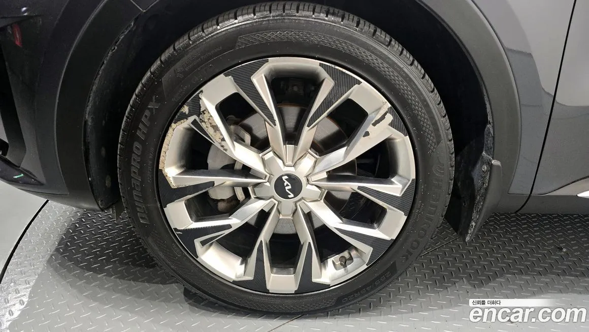 Kia Sorento — фото 5